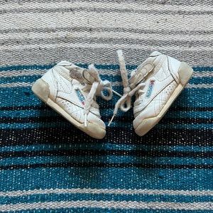 Vintage Reebok baby crib shoes size 2